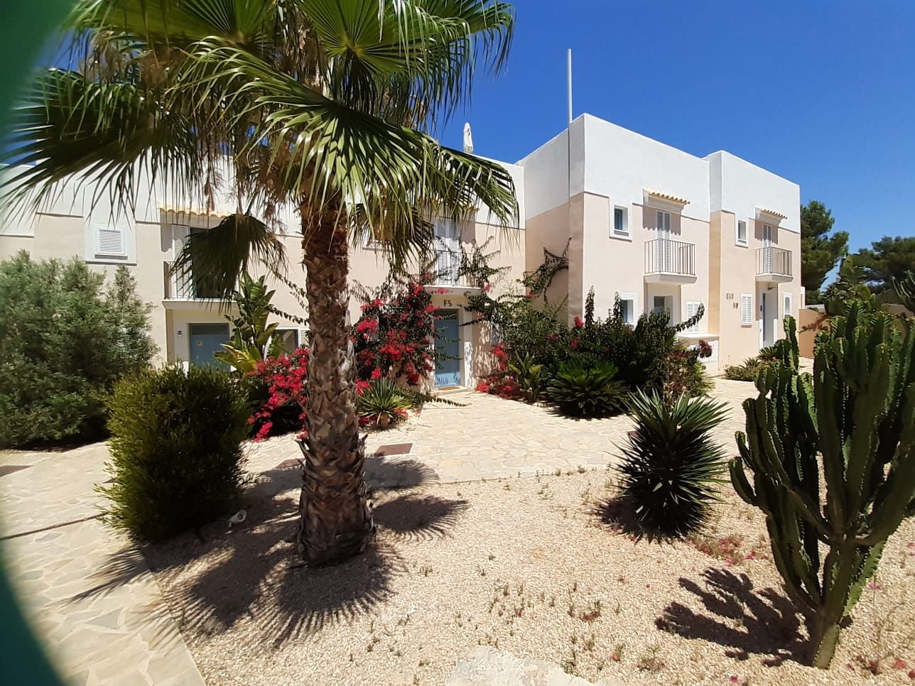 Adosado de tres suites en Cala Molí — photo 1