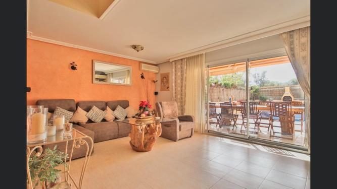 Chalet de 198 m² en Ibiza — photo 3