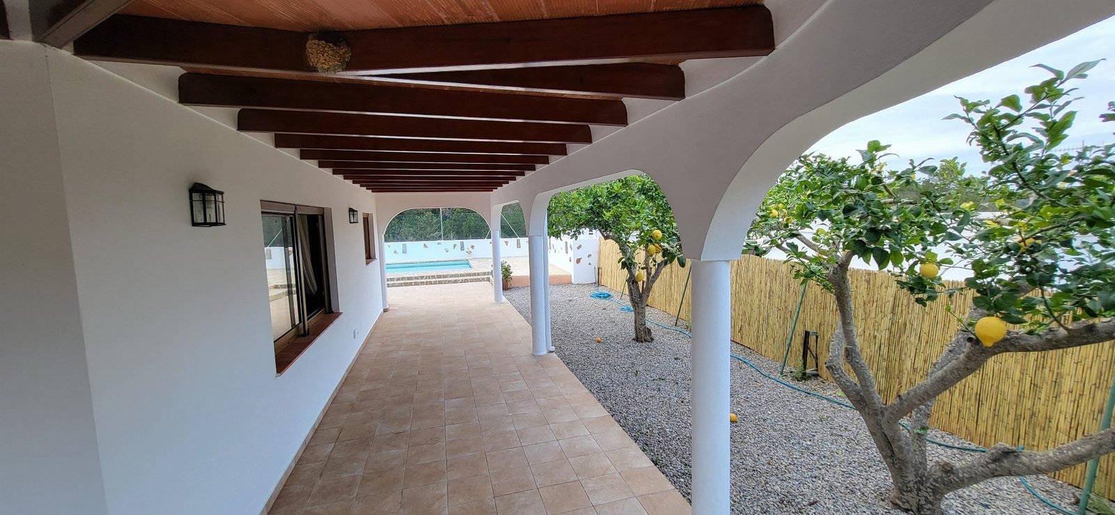 Villa con pista de tenis en Sant Josep — Foto 4