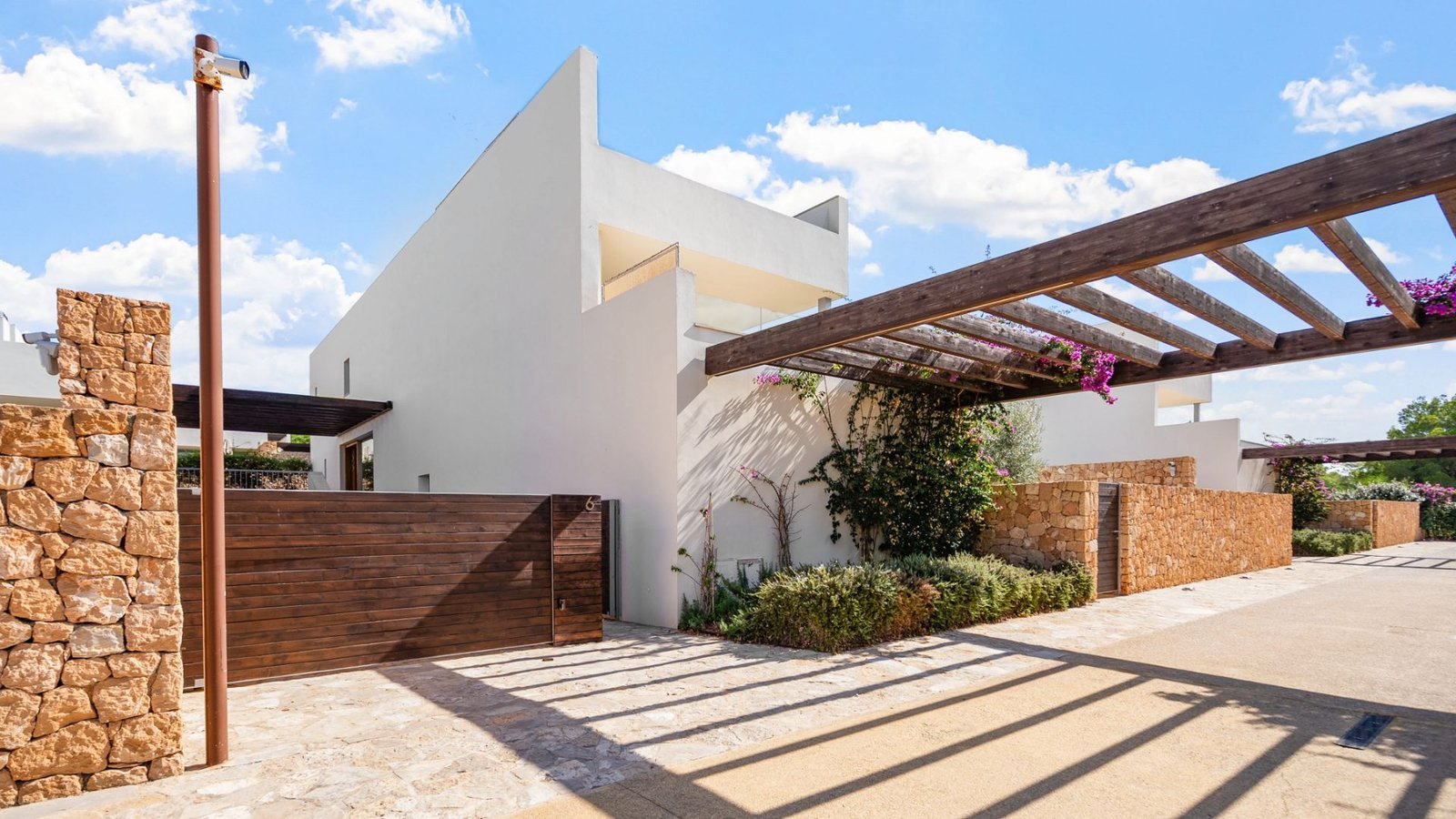 Villa 6 · The White Angel, Cala Comte — foto 1