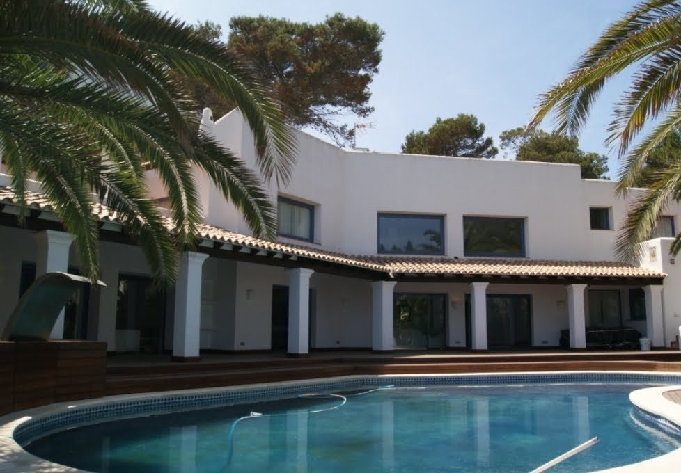 Villa en Santa Eulalia en primera linea — Foto 4